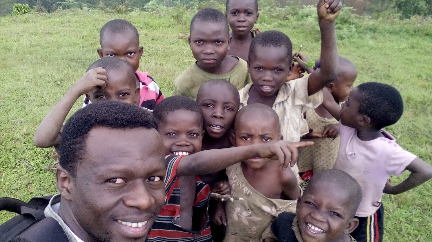 Students and community in the DRC